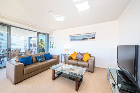 On The Bay Apartments - Accommodation Cairns 5