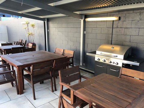 Northwind Beachfront Apartments - Accommodation Cairns 5