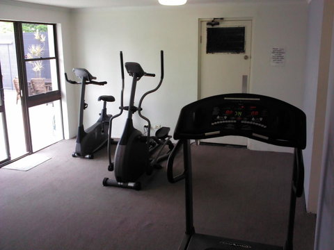 Northwind Beachfront Apartments - Accommodation Cairns 6