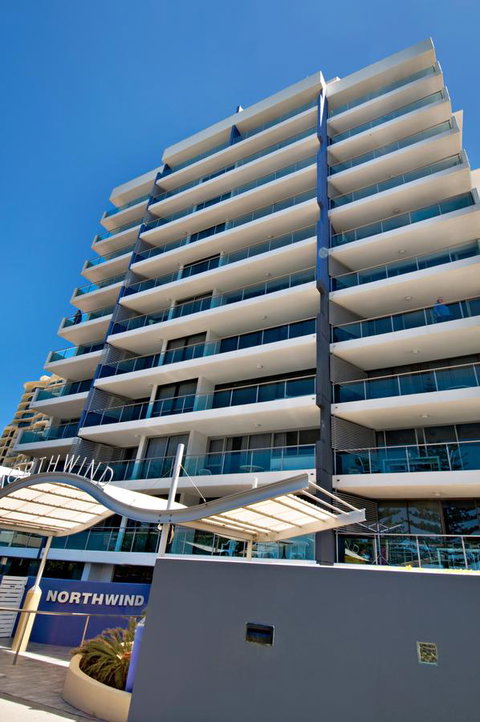 Northwind Beachfront Apartments - Accommodation Cairns 7