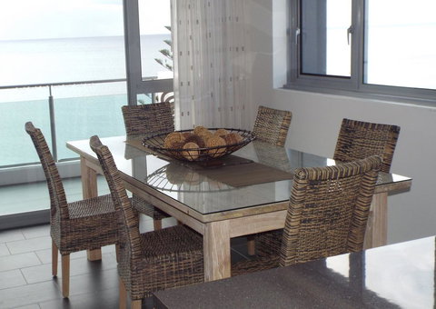 Northwind Beachfront Apartments - Accommodation Cairns 15