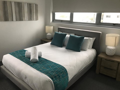 Northwind Beachfront Apartments - Accommodation Cairns 8