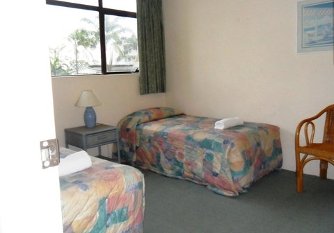 Northwind Beachfront Apartments - Accommodation Cairns 18