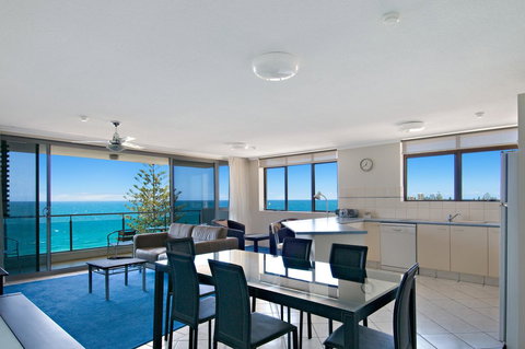 Northwind Beachfront Apartments - Accommodation Cairns 4