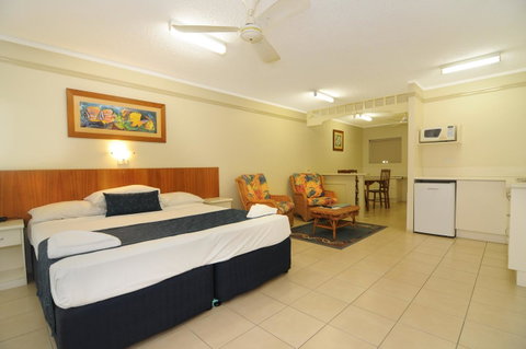 Cairns Queenslander Hotel & Apartments - Accommodation Cairns 22