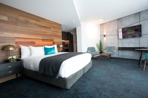 Eatons Hill Hotel - Accommodation Cairns 35
