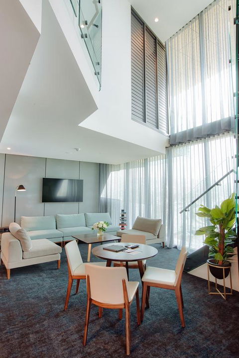 Eatons Hill Hotel - Accommodation Cairns 18