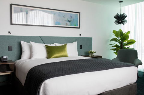 Eatons Hill Hotel - Accommodation Cairns 42