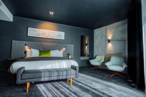 Eatons Hill Hotel - Accommodation Cairns 19