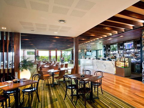 Eatons Hill Hotel - Accommodation Cairns 6
