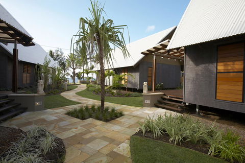 Pure Magnetic Villa 4 - Accommodation Cairns 8