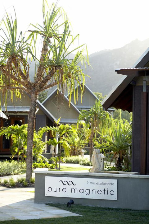 Pure Magnetic Villa 4 - Accommodation Cairns 0