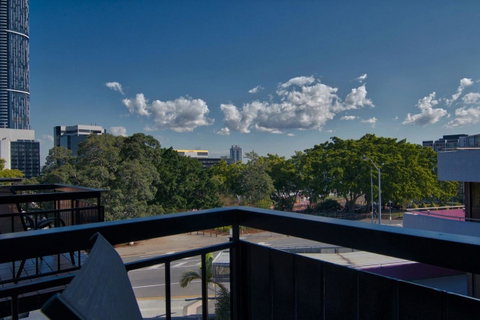Soho Brisbane - Accommodation Cairns 9