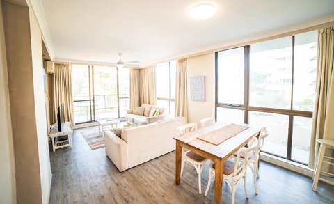 Capricorn One Beachside Holiday Apartments - Official - Accommodation Cairns 4