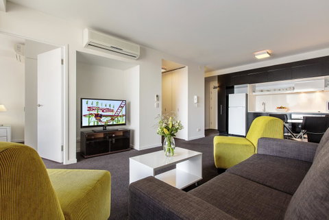 Code Apartments - Accommodation Cairns 5