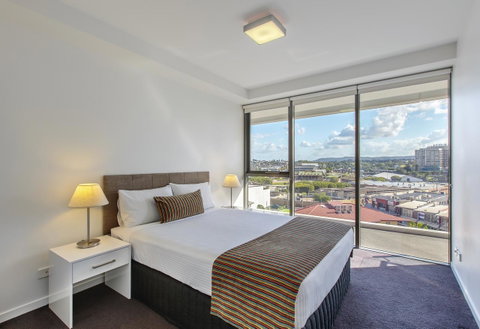 Code Apartments - Accommodation Cairns 4