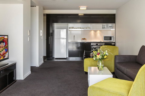 Code Apartments - Accommodation Cairns 36