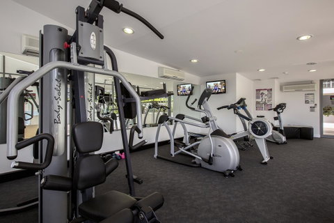 Code Apartments - Accommodation Cairns 6