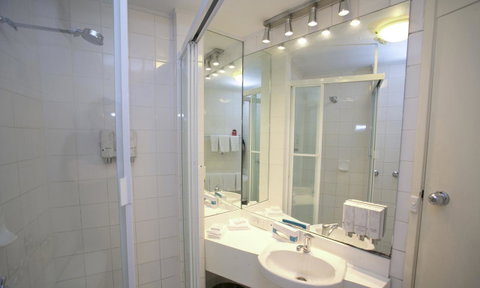 Madison Tower Mill Hotel - Accommodation Cairns 10