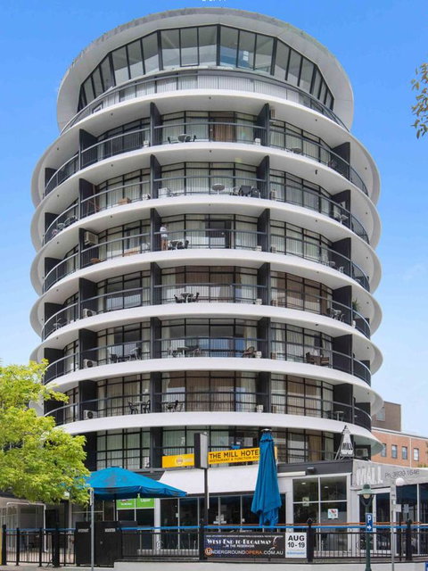 Madison Tower Mill Hotel - Accommodation Cairns 0