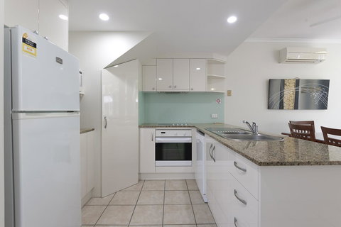 Tropical Nites Holiday Townhouses - Accommodation Cairns 27