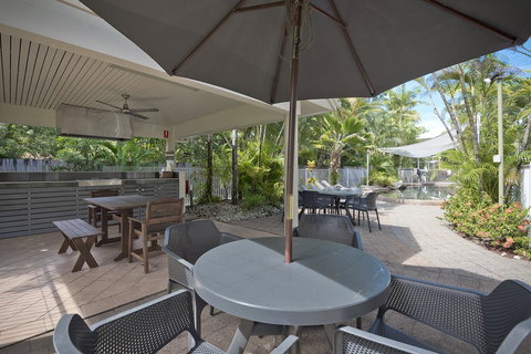 Tropical Nites Holiday Townhouses - Accommodation Cairns 22