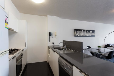 Oxygen Apartments - Accommodation Cairns 11