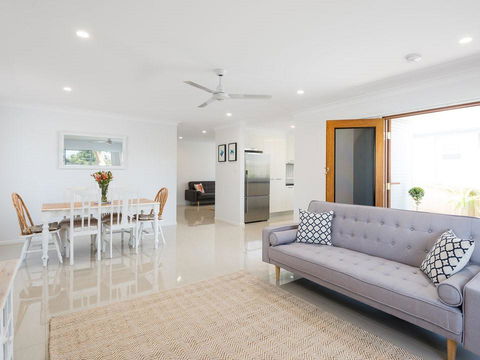 Briz Stays - Whites Road - Accommodation Cairns 11
