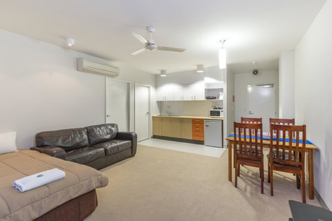 Motel On Gregory - Accommodation Cairns 29