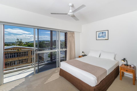 Motel On Gregory - Accommodation Cairns 0