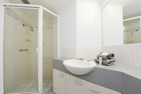 Lindomare Apartments - Accommodation Cairns 42