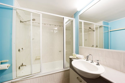 Lindomare Apartments - Accommodation Cairns 39