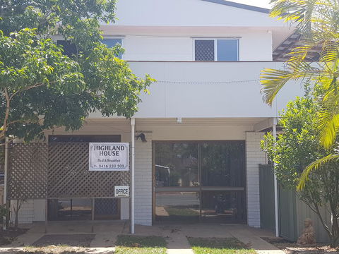 Highland House - Accommodation Cairns 0