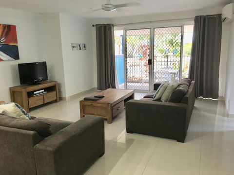 CHA Private Apts Diamond Beach - Accommodation Cairns 9