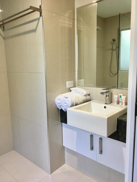 CHA Private Apts Diamond Beach - Accommodation Cairns 13