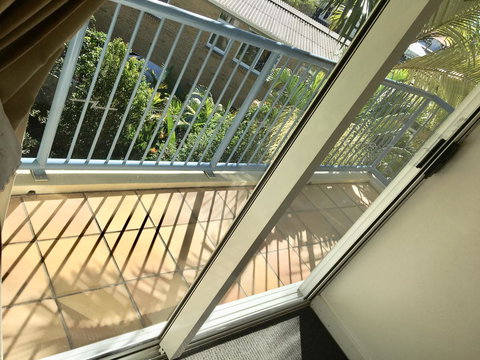 CHA Private Apts Diamond Beach - Accommodation Cairns 8