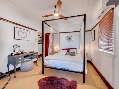 Anville Court - Accommodation Cairns 8