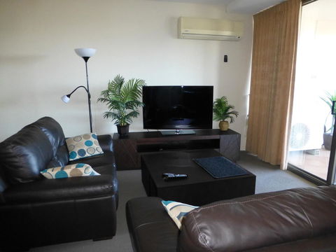 The Oasis Apartments - Accommodation Cairns 7