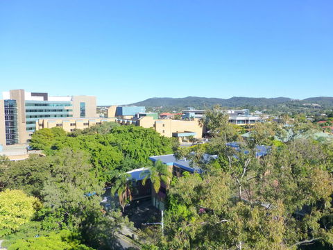 The Oasis Apartments - Accommodation Cairns 10