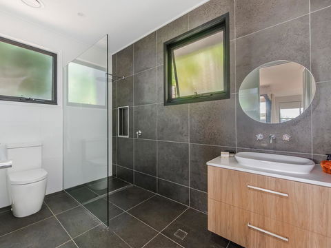 Sam's Buderim Mountain Guest House - Accommodation Cairns 5