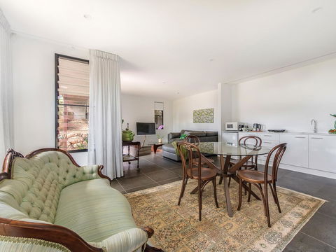 Sam's Buderim Mountain Guest House - Accommodation Cairns 16