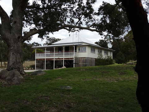 Loughmore House - Accommodation Cairns 0