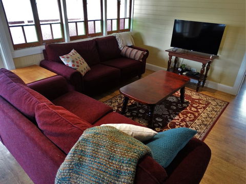 Loughmore House - Accommodation Cairns 8