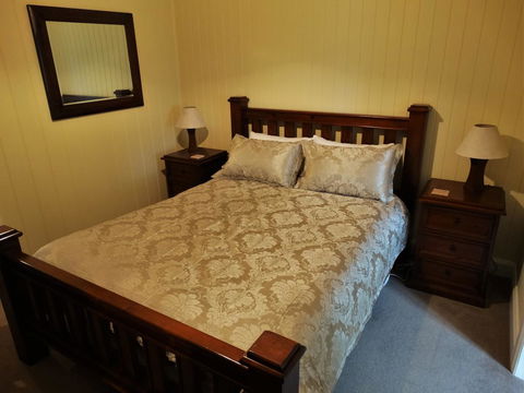 Loughmore House - Accommodation Cairns 7