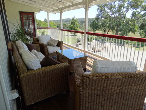 Loughmore House - Accommodation Cairns 2