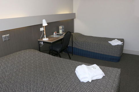 Brighton Hotel - Accommodation Cairns 6