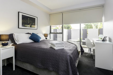 Well-Appointed 3 Bedroom, 2 Bath, Parking & Pool - Accommodation Cairns 0