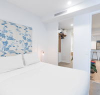 West End Executive Suite on the Brisbane River. - Accommodation Cairns
