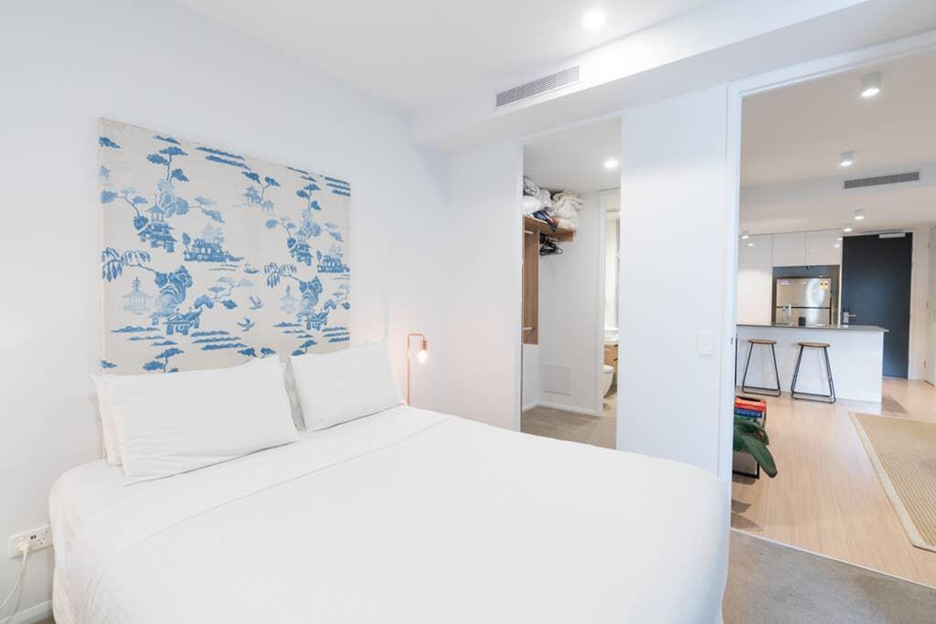 West End QLD Accommodation Cairns