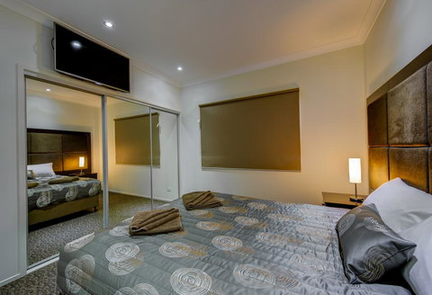 Western Downs Motor Inn - Accommodation Cairns 2